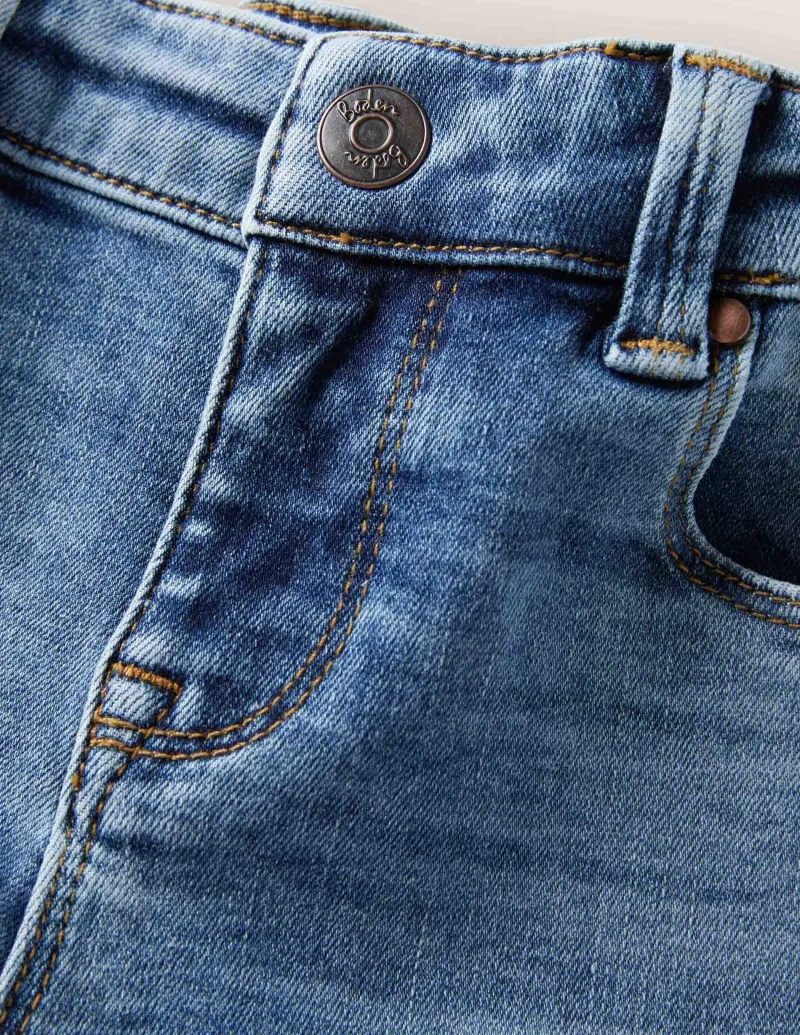 Hosen & Jeans | Boden Adventure-Flex Schmal geschnittene Jeans-Helles Vintageblau HellesVintageblau