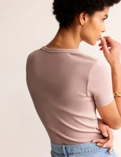 Nachtwäsche & Schlafanzüge | T-shirts & Tops | Boden Basic-T-Shirt aus Jersey- Milchshake