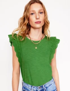 Nachtwäsche & Schlafanzüge | T-shirts & Tops | Boden Belle Oberteil mit Lochstickerei an den Ärmeln- Paradiesgrün