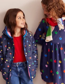 Mäntel & Jacken | Boden Bequem verstaubare, wattierte Jacke-Schuluniform-Marineblau Regenbogen Äpfel Schuluniform-MarineblauRegenbogenÄpfel