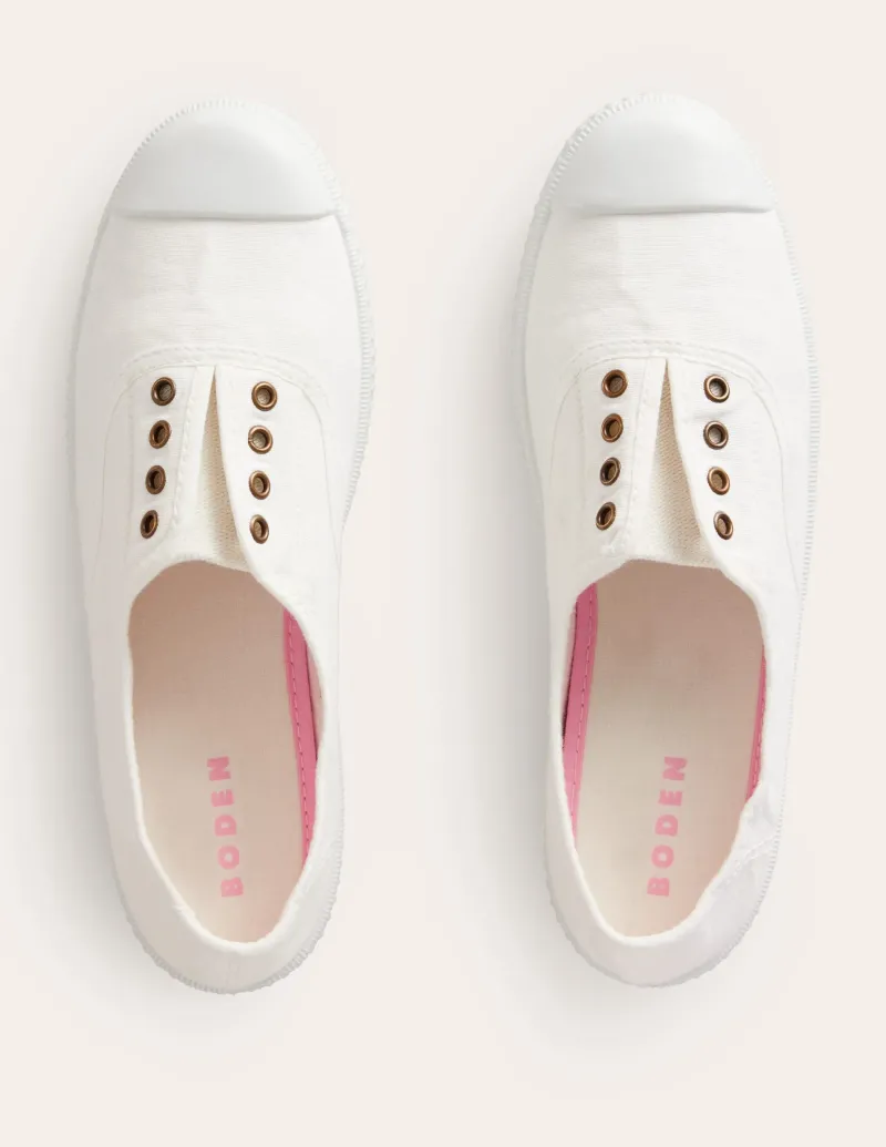 Flache Schuhe | Nachtwäsche & Schlafanzüge | Boden Canvas-Turnschuhe ohne Schnürung-Ivory and Navy Spot IvoryandNavySpot