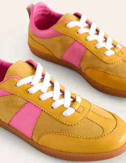 Nachtwäsche & Schlafanzüge | Flache Schuhe | Boden Erin Retro-Tennisschuhe- Gelb/Rosa