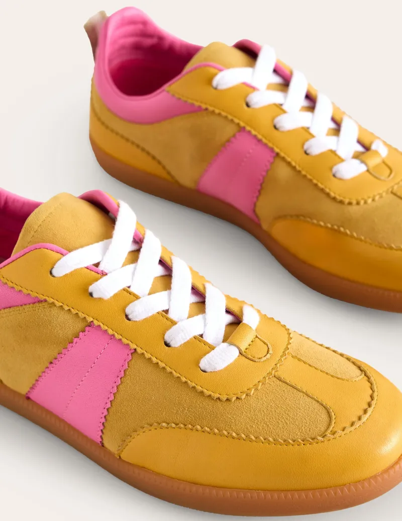 Nachtwäsche & Schlafanzüge | Flache Schuhe | Boden Erin Retro-Tennisschuhe- Gelb/Rosa
