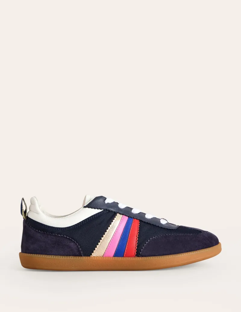 Nachtwäsche & Schlafanzüge | Flache Schuhe | Boden Erin Retro-Tennisschuhe- Marineblau/Regenbogen
