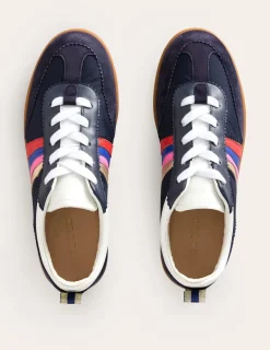 Nachtwäsche & Schlafanzüge | Flache Schuhe | Boden Erin Retro-Tennisschuhe- Marineblau/Regenbogen