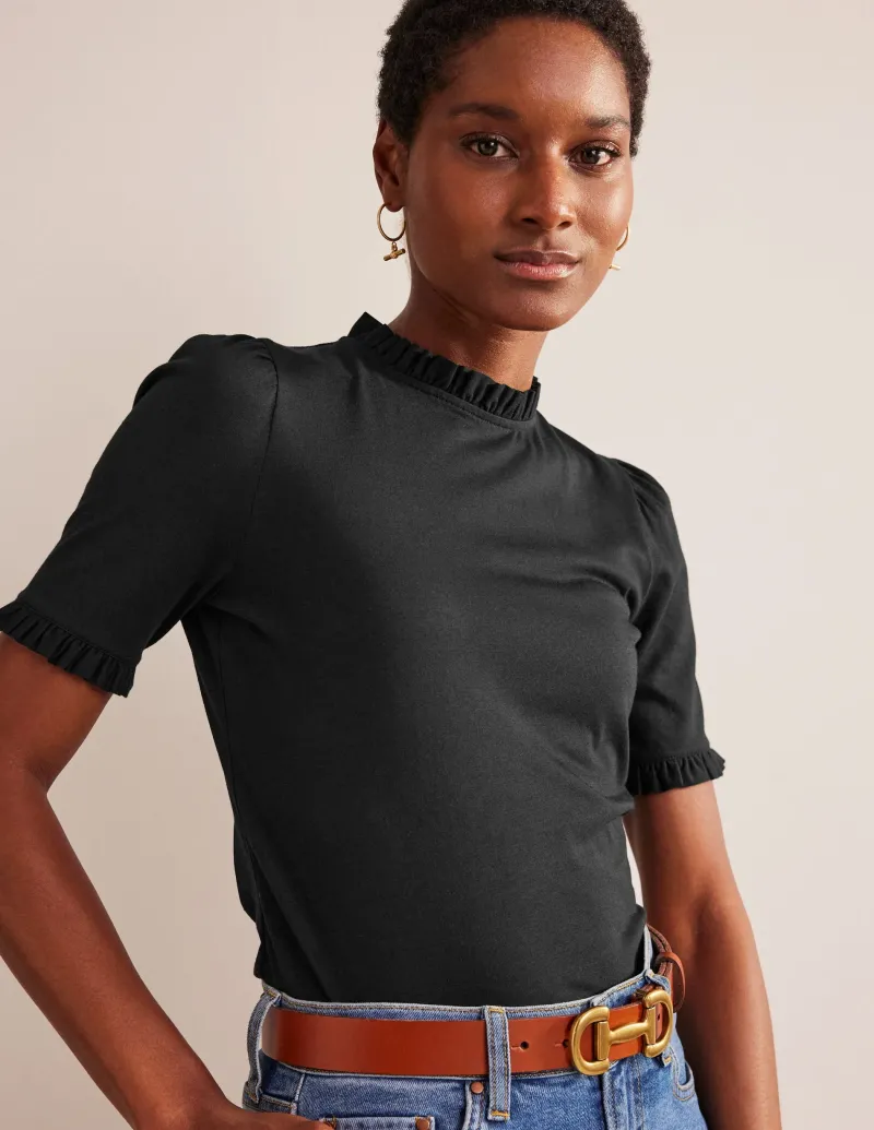 Nachtwäsche & Schlafanzüge | T-shirts & Tops | Boden Superweiches T-Shirt mit Rüschendetail- Schwarz